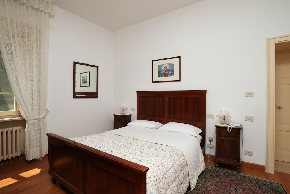 פרוג'ה Il Castellaro Country House מראה חיצוני תמונה