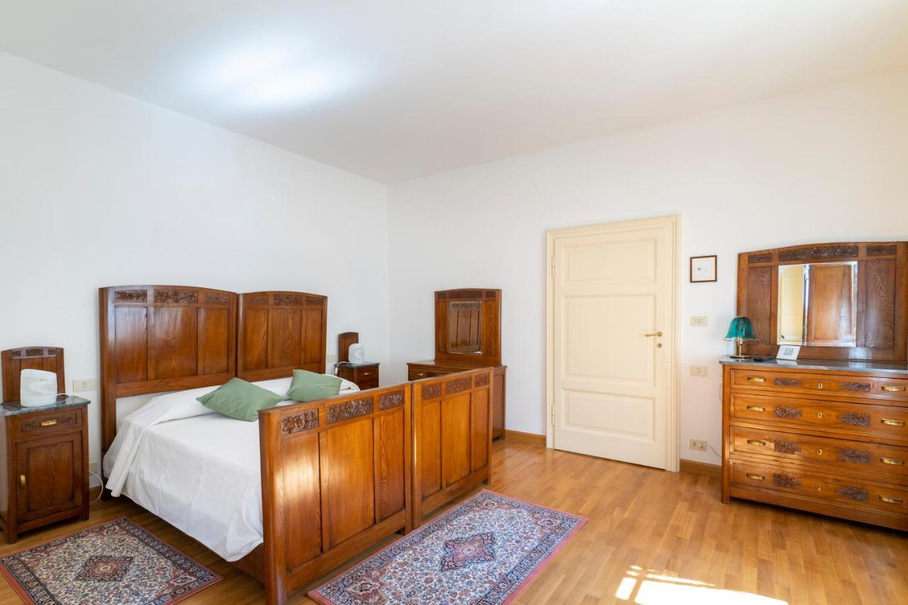פרוג'ה Il Castellaro Country House מראה חיצוני תמונה