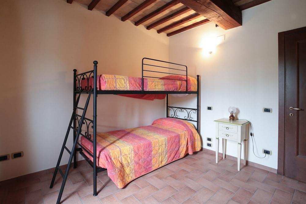 פרוג'ה Il Castellaro Country House מראה חיצוני תמונה