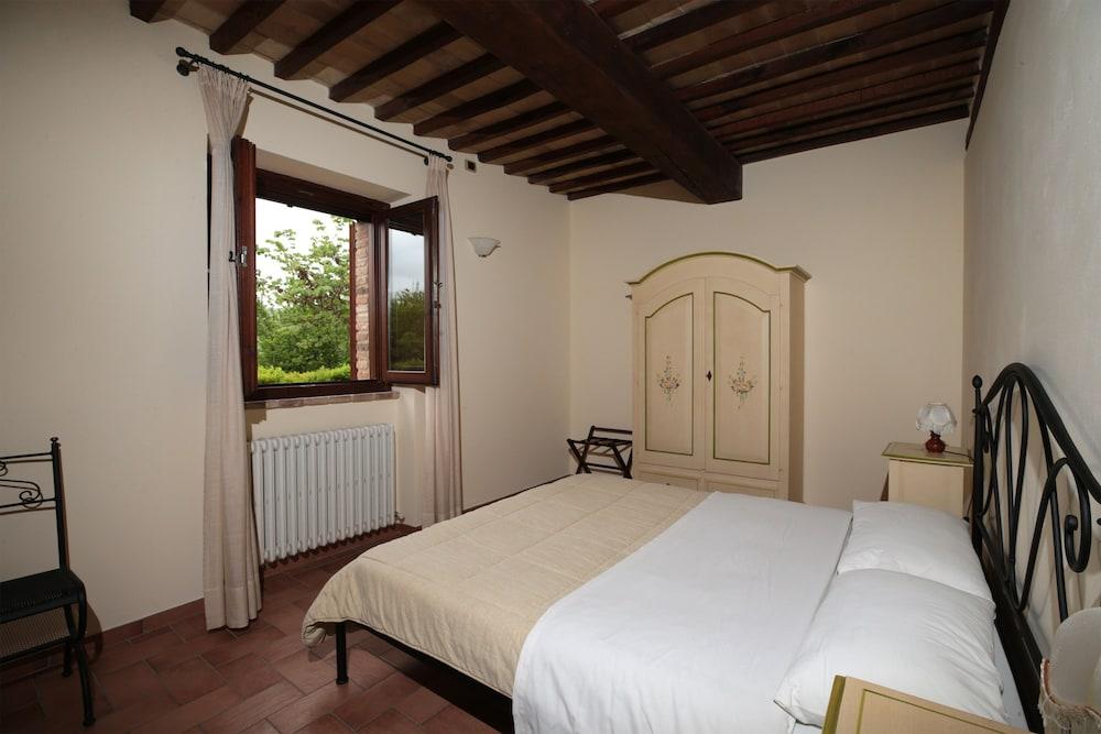 פרוג'ה Il Castellaro Country House מראה חיצוני תמונה