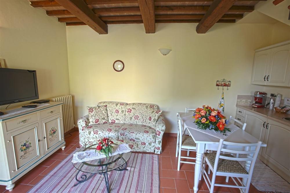 פרוג'ה Il Castellaro Country House מראה חיצוני תמונה
